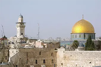 Jeruzsálem, a Siratófal és a Szikladóm
