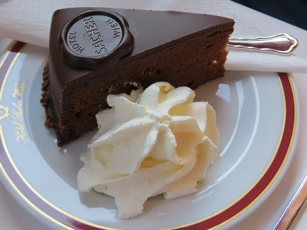 Sacher torta, osztrák édesség