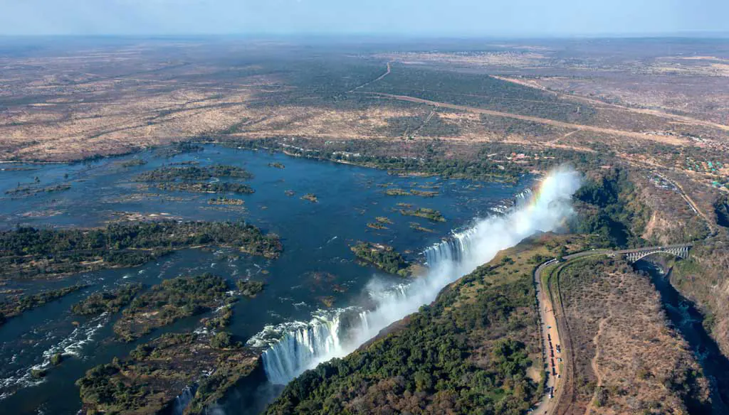Viktória vízesés, Zambia és Zimbabwe
